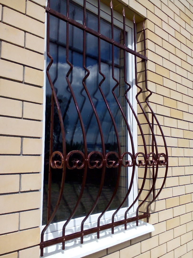 Фотография изделия - Кованая решетка на окно Стенли
